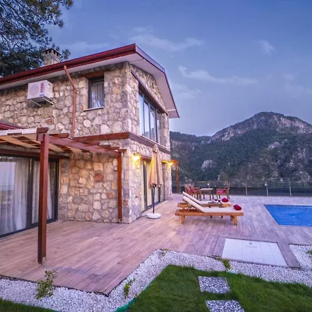 Villa Valentine